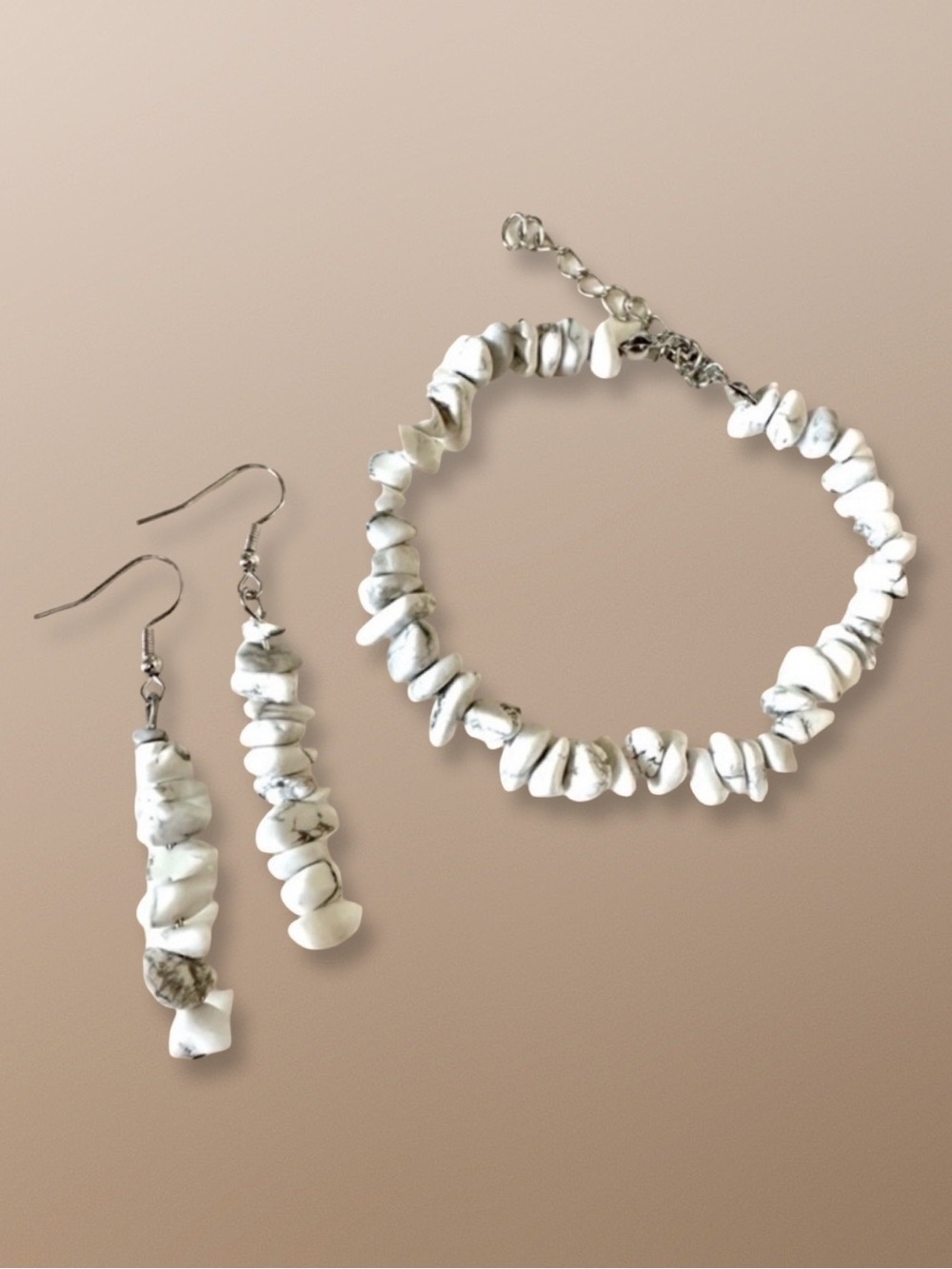 Natural Stone Boho Jewelry Set – Handcrafted Bracelet & Earrings